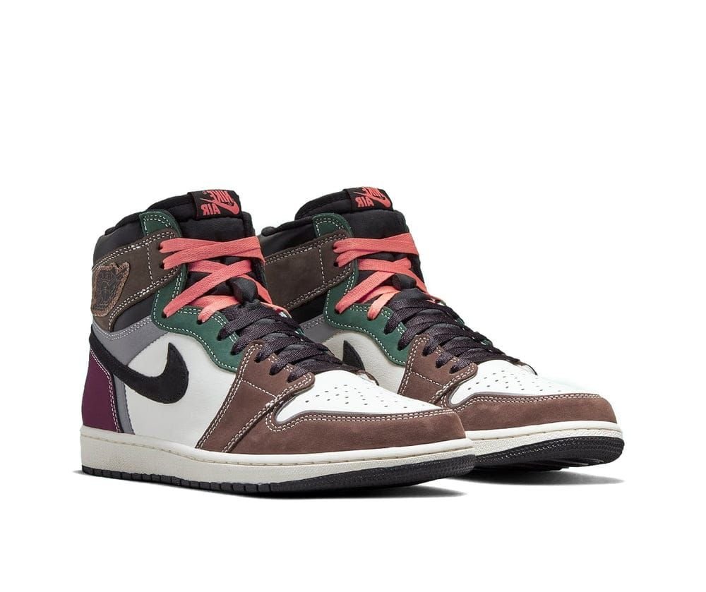 Air Jordan 1 Retro High OG – Mixed Earth Tone / Green / Coral Laces