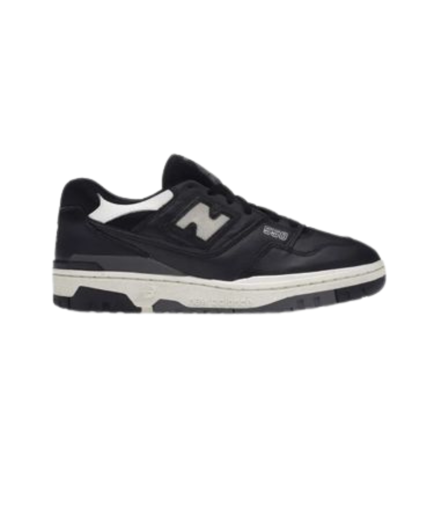 New Balance 550 Black/White Sneakers - Classic 80s Basketball-Inspired Shoes