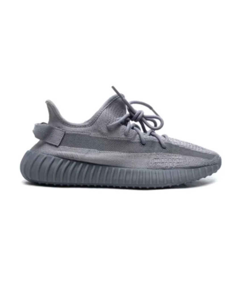 Yeezy Boost 350 V2 Dark Grey/Gunmetal – Stylish Streetwear Sneaker