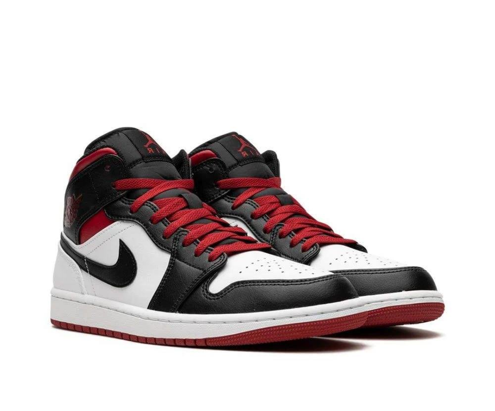 Air Jordan 1 Retro Chicago Black Red White – Iconic Basketball Sneaker