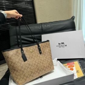 Coach Signature City Tote Bag With OG Box & Dust Bag (Beige_Black-1119)(BSB)