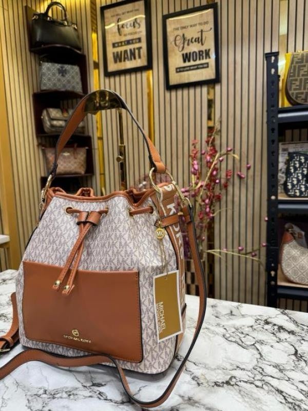 Michael Kors Maeve Medium Bucket Bag With Dust Bag Beige Brown 100829(LB) - Image 7