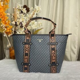 Michael Kors Maeve Monogram-Print Tote Bag With Dust Bag (Black_22314)(LB)
