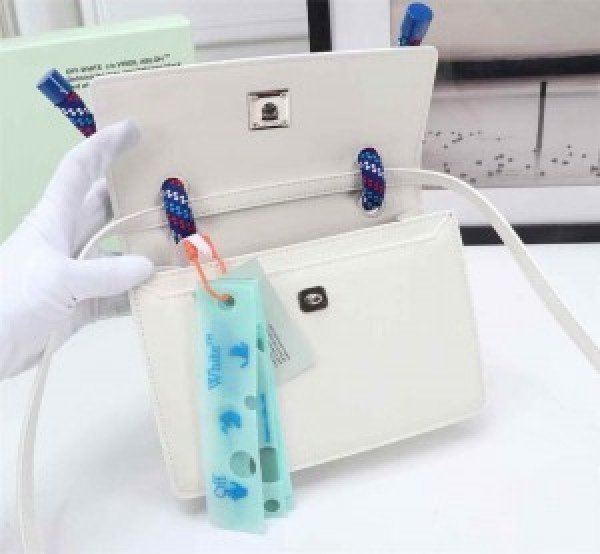 Off-White Leather Insert Gummy white with Metallic Blue Arrows At Front. Rope Handle Jitney 1.4 Shoulder Bag (D88532 White)(LB) - Image 9