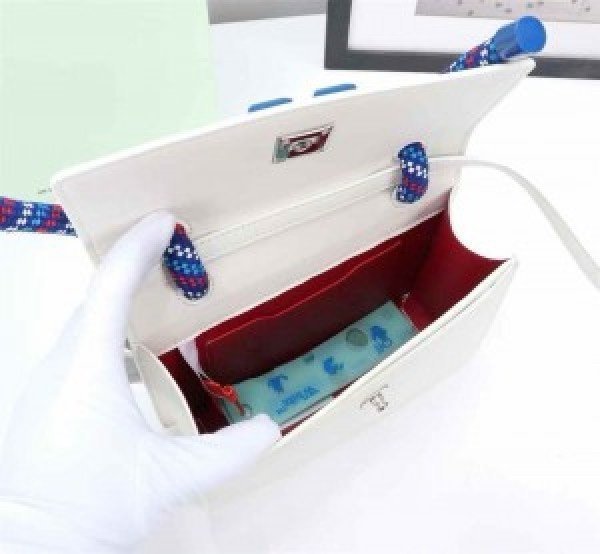 Off-White Leather Insert Gummy white with Metallic Blue Arrows At Front. Rope Handle Jitney 1.4 Shoulder Bag (D88532 White)(LB) - Image 10