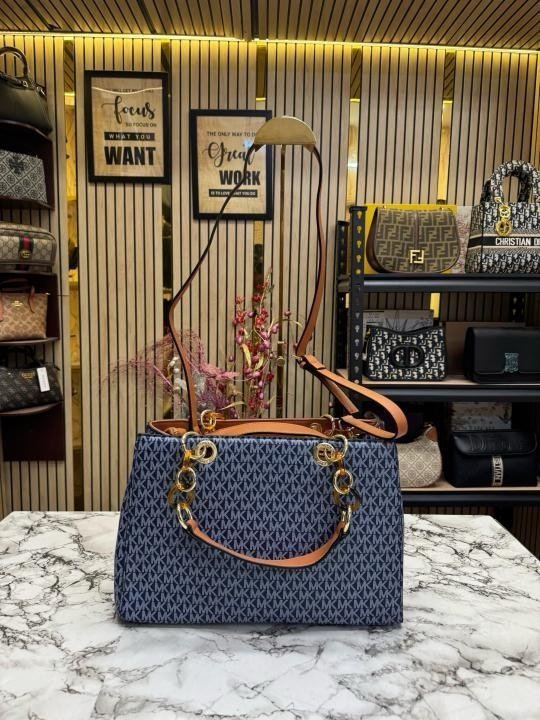MICHAE L KORS CYNTHIA HANDBAG WITH OG DUST BAG PREMIUM QUALITY BLUE - Image 3
