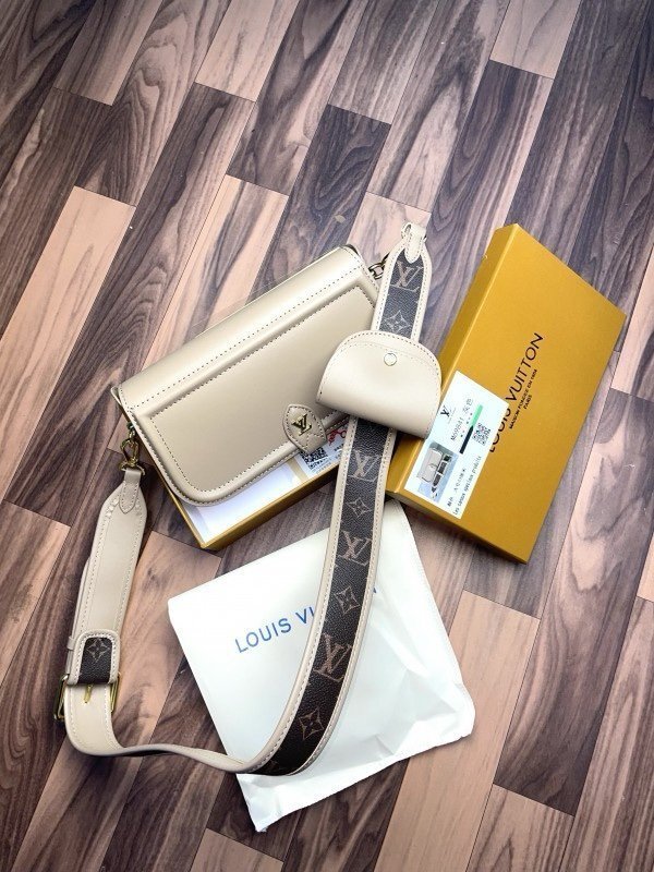 LOUIS VUITTON OFFICIER POUCH SLING BAG WITH OG DUST BAG & OG BOX 257(BR) - Image 3